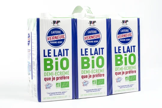 Lait demi-écrémé bio UHT