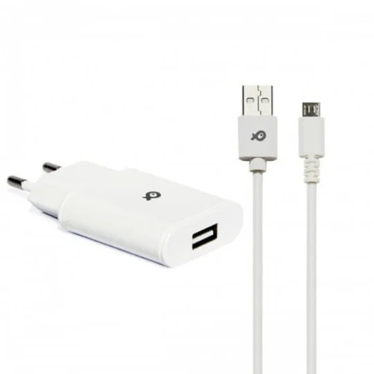 Chargeur blanc avec câble micro USB