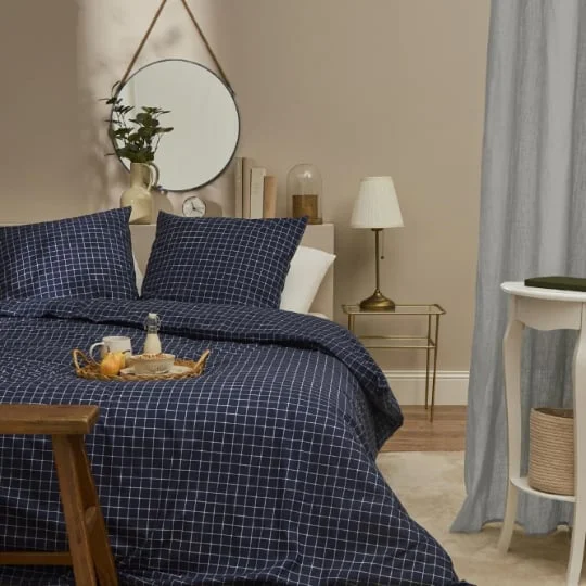 Housse de couette marine 260 x 240 cm + 2 taies d'oreiller 65x65 cm Quaker