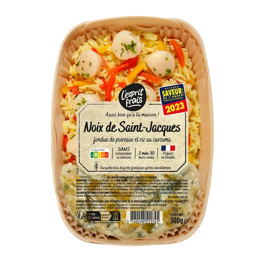 Noix de Saint-Jacques fondue de poireaux et riz au curcuma