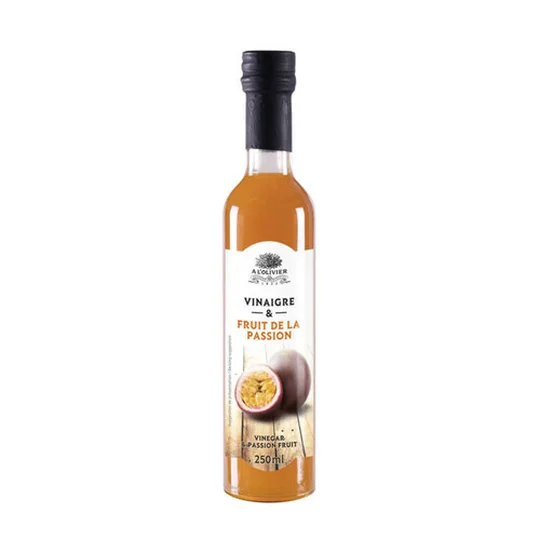 Préparation à base de vinaigre et de pulpe de fruit de la passion