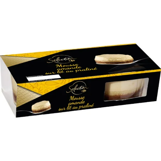 Dessert Mousse amande sur lit au praliné