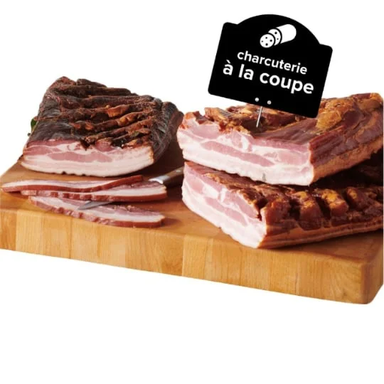 Poitrine crue fumée à l'ancienne