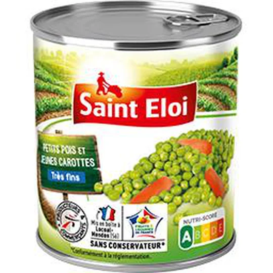 Petits pois et jeunes carottes très fins