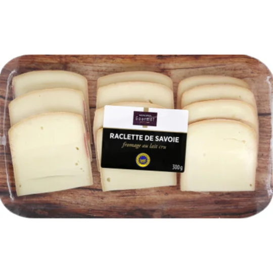 Raclette de Savoie tranchées au lait cru de vache