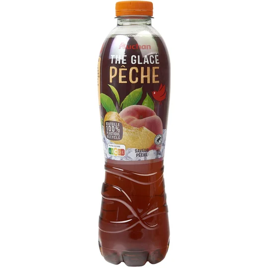 Thé glacé aromatisé à la pêche