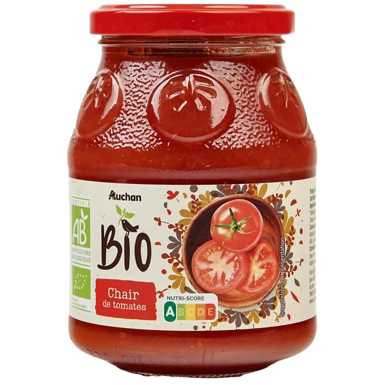 Chair de tomates en bocal