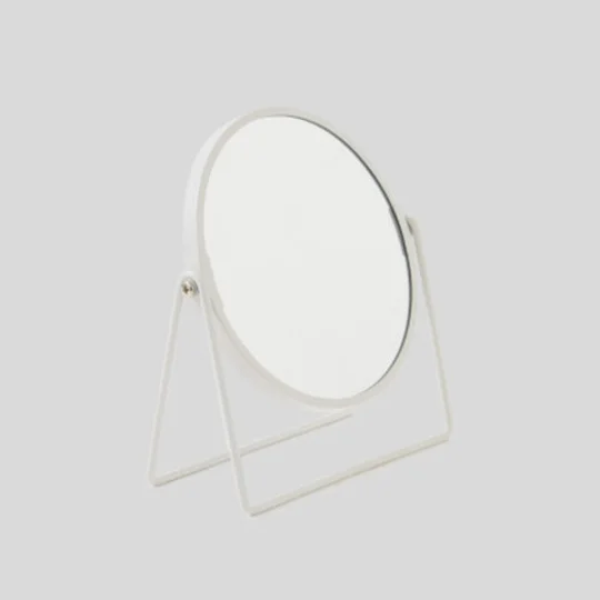 Maison Miroir À Pied
