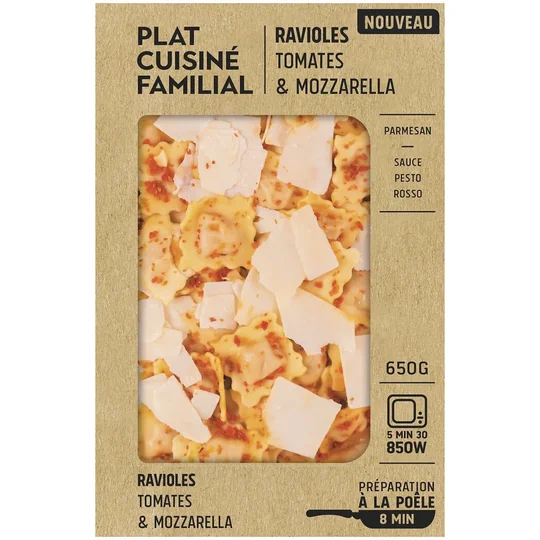 Plat Cuisiné Ravioli Tomate Parmesan Sauce Pesto Rosso