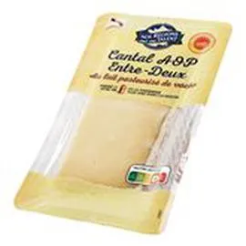 NOS RÉGIONS ONT DU TALENT Fromage Cantal Entre deux AOP 220g