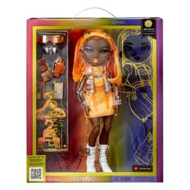 Poupée Fashion Doll - Michelle St Charles (l'unité)