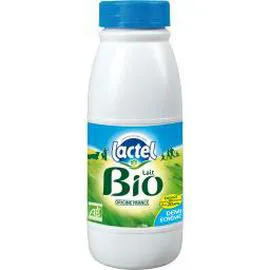 Lait demi-écrémé BIO U.H.T. (50cl)